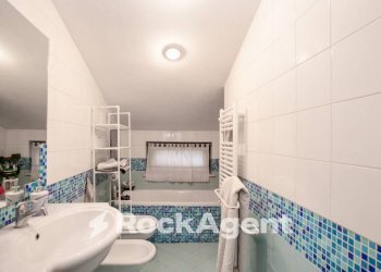 Bagno - Villa a Schiera viale Valle dell'Aniene, Guidonia Montecelio - foto 21