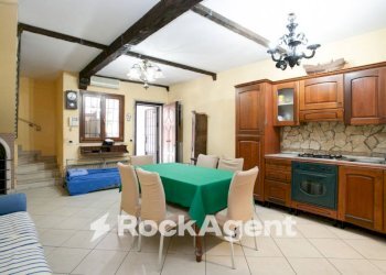 Cucina - Villa a Schiera viale Valle dell'Aniene, Guidonia Montecelio - foto 28