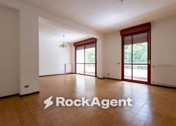 Cucina - Three-room apartment via Magenta, 13A, Catanzaro - photo 11