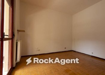 Camera da letto - Three-room apartment via Magenta, 13A, Catanzaro - photo 16