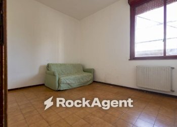 Camera da letto - Three-room apartment via Magenta, 13A, Catanzaro - photo 18