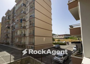 Vista - Three-room apartment via Magenta, 13A, Catanzaro - photo 30