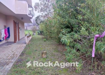 Giardino - Villa via G. D'Annunzio, 4, Catignano - foto 10