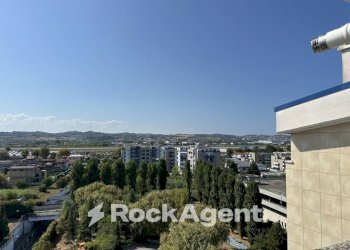 Vista - Appartamento viale Sandro Pertini, 6, San Giovanni Teatino - foto 16