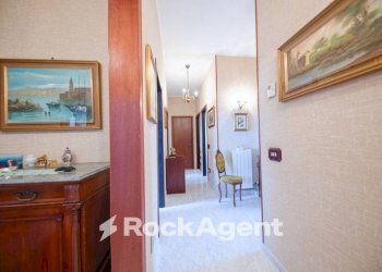 Corridoio - Quadrilocale via della Benedicta, Genova (zona Voltri) - foto 18