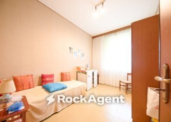 Camera da letto - Quadrilocale via della Benedicta, Genova (zona Voltri) - foto 10