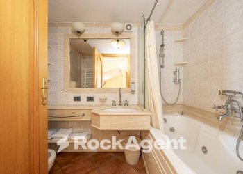 Bagno - Appartamento via di Marco Simone, 80, Guidonia Montecelio - foto 21