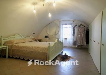 Camera da letto - Trilocale via Casalnuovo, 23, Montescaglioso - foto 17