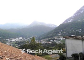 Vista - Casa indipendente via Forchiusa Est, 114, Serra San Quirico - foto 1