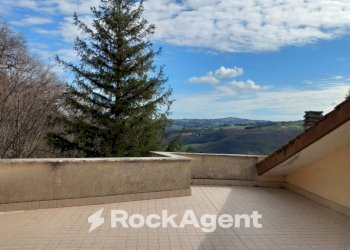 Terrazzo - Casa indipendente via Forchiusa Est, 114, Serra San Quirico - foto 3
