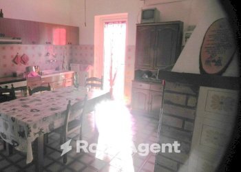 Cucina - Casa indipendente via Forchiusa Est, 114, Serra San Quirico - foto 9