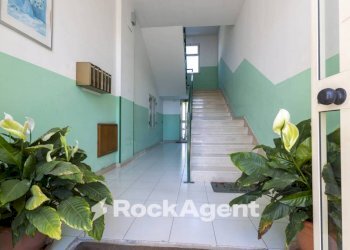 Interno palazzo - Quadrilocale via Monsignor Armando Fares, 21, Catanzaro - foto 19