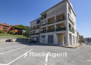 Facciata - Quadrilocale via Monsignor Armando Fares, 21, Catanzaro - foto 20