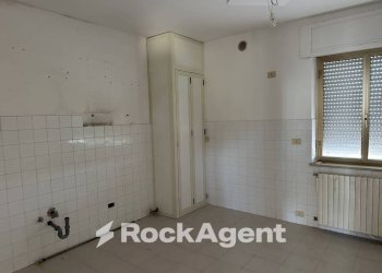 Salone - Shed via Pedine, Tollo - photo 15