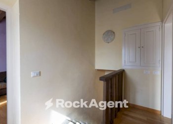 Interno palazzo - Casa indipendente via della Quercia, 90a, Massarosa - foto 23