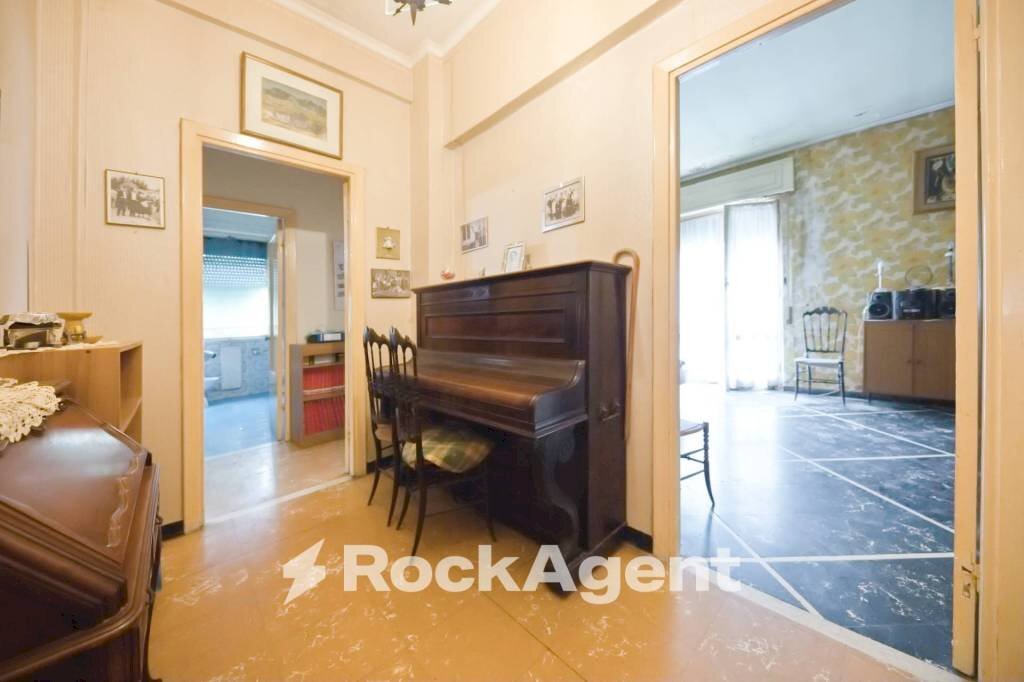 Corridoio - Trilocale salita Sella, Genova (zona Apparizione) - foto 3