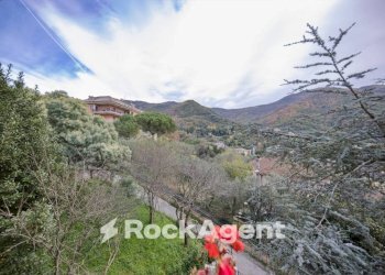 Vista - Trilocale salita Sella, Genova (zona Apparizione) - foto 29