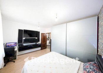 Camera da letto - Three-room apartment via Monte Grappa, 3, Mignanego - photo 14
