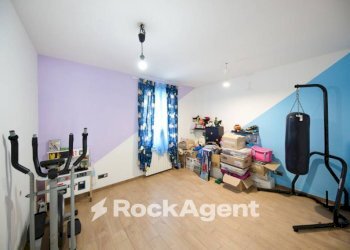 Camera da letto - Three-room apartment via Monte Grappa, 3, Mignanego - photo 20