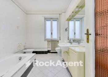 Bagno - Appartamento via Francesco Petrarca, Napoli (zona Posillipo) - foto 14