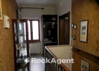 Interno palazzo - Appartamento via Raffaello Sanzio, 106, Senigallia - foto 6