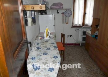 Camera da letto - Appartamento via Raffaello Sanzio, 106, Senigallia - foto 25