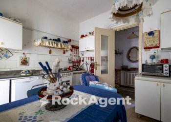 Cucina - Quadrilocale via Francesco Cilea, 25, Catanzaro - foto 11
