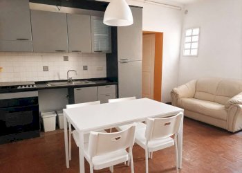 soggiorno - Bilocale vicolo Malgrado, 1, Bologna (zona Centro Storico) - foto 3