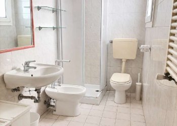 bagno - Bilocale vicolo Malgrado, 1, Bologna (zona Centro Storico) - foto 11