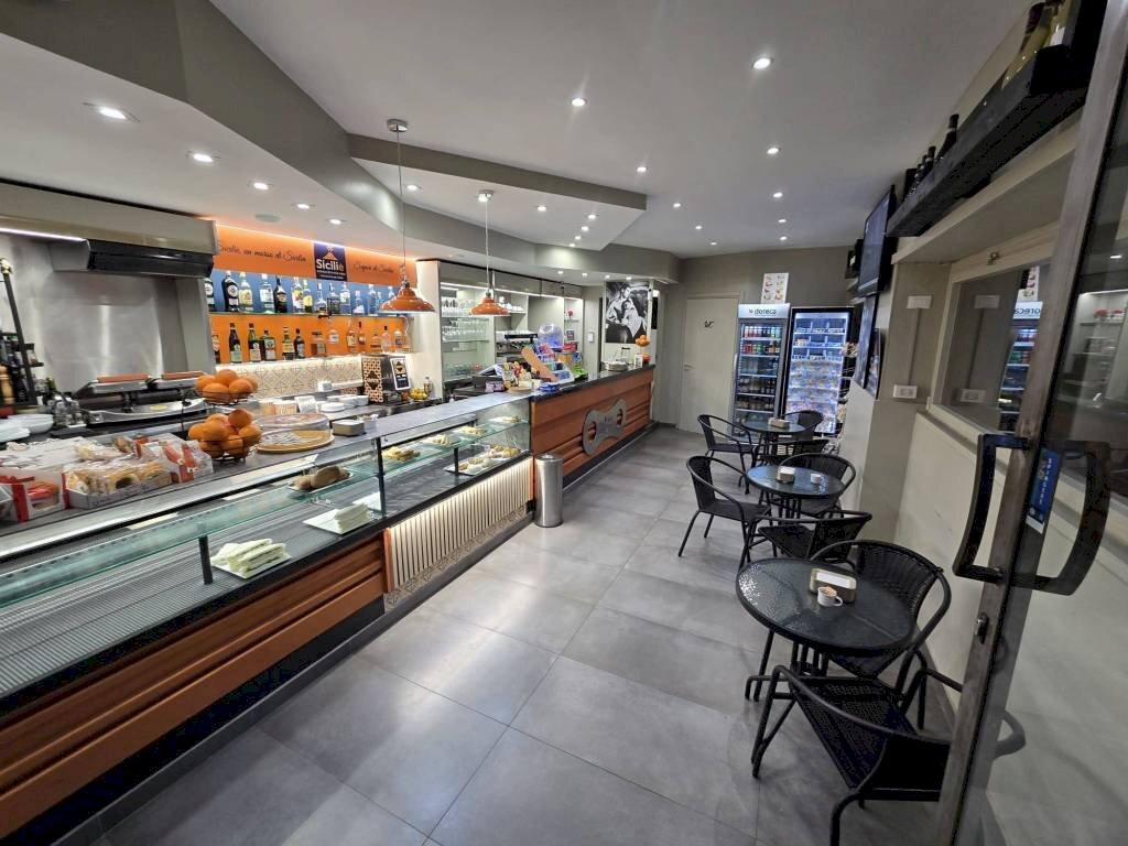 Interno non residenziale - Bar Tavola Calda - Fredda via Alfredo Catalani, Roma - foto 1
