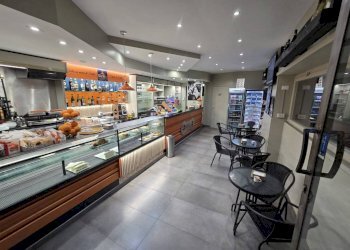 Interno non residenziale - Cafeteria - Cold Bar via Alfredo Catalani, Roma - photo 1