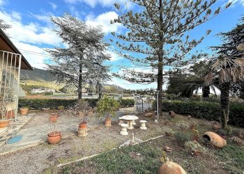 Villa Regione Oliveto Terraconiglio, Albenga - foto 2