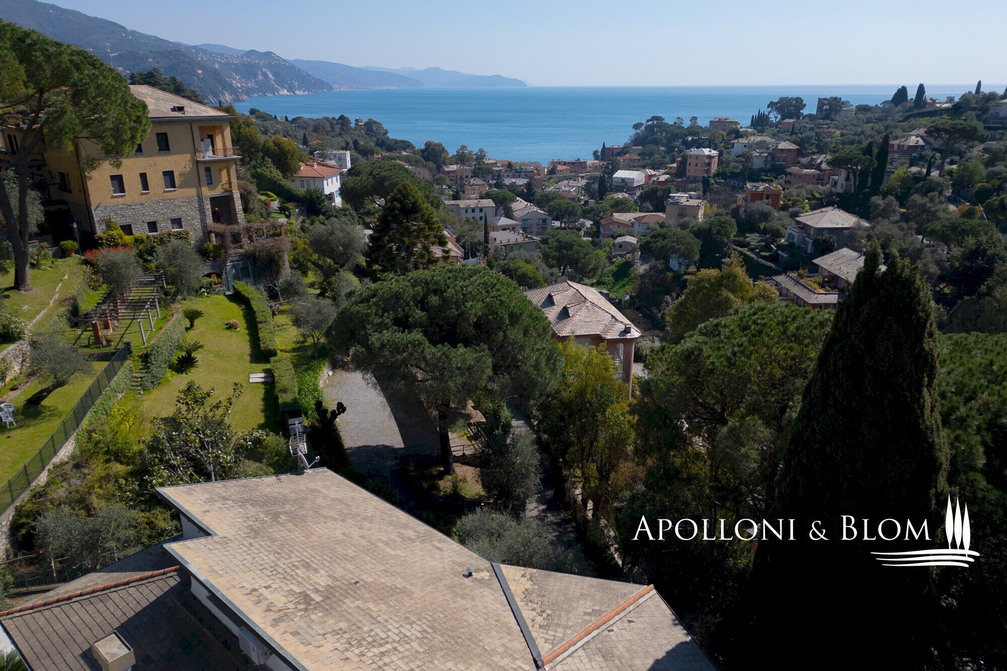 Villa Bifamiliare Via Fioria, 40, Rapallo - foto 1