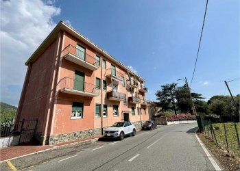 Trilocale V. di Pino, Genova (zona Molassana) - foto 23