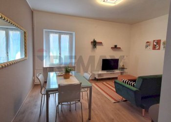 Monolocale Via Viotti, 40 
 Meina, Meina - foto 1