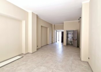 Locale Commerciale Mondragone - foto 4