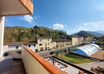 vista terrazzo - Trilocale via Quadalto, 57, Palazzuolo sul Senio - foto 2