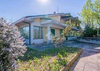 Villa Via G. Tomasi, Monte San Pietro - foto 1