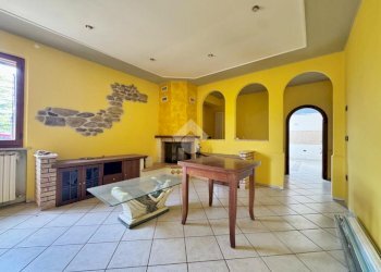 Porzione di casa Via farneto, Montelabbate - foto 1