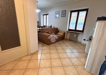 Bilocale Strada Genova, Moncalieri - foto 2