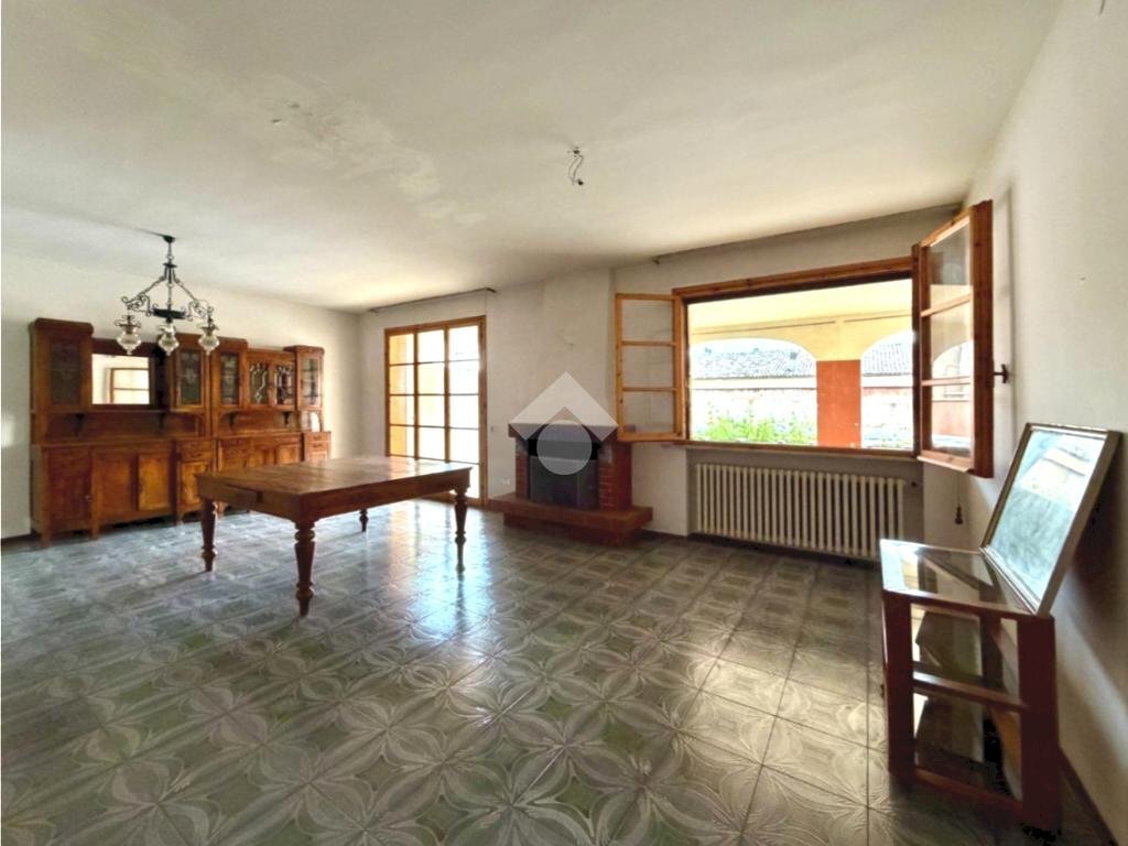 Quadrilocale Piazza Unità d'Italia, Novellara - foto 2