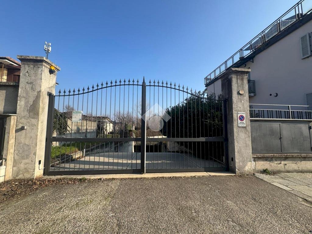 Box Stradale Poirino, Pinerolo - foto 1