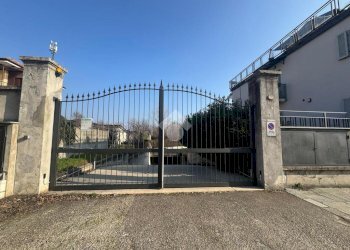 Box Stradale Poirino, Pinerolo - foto 1