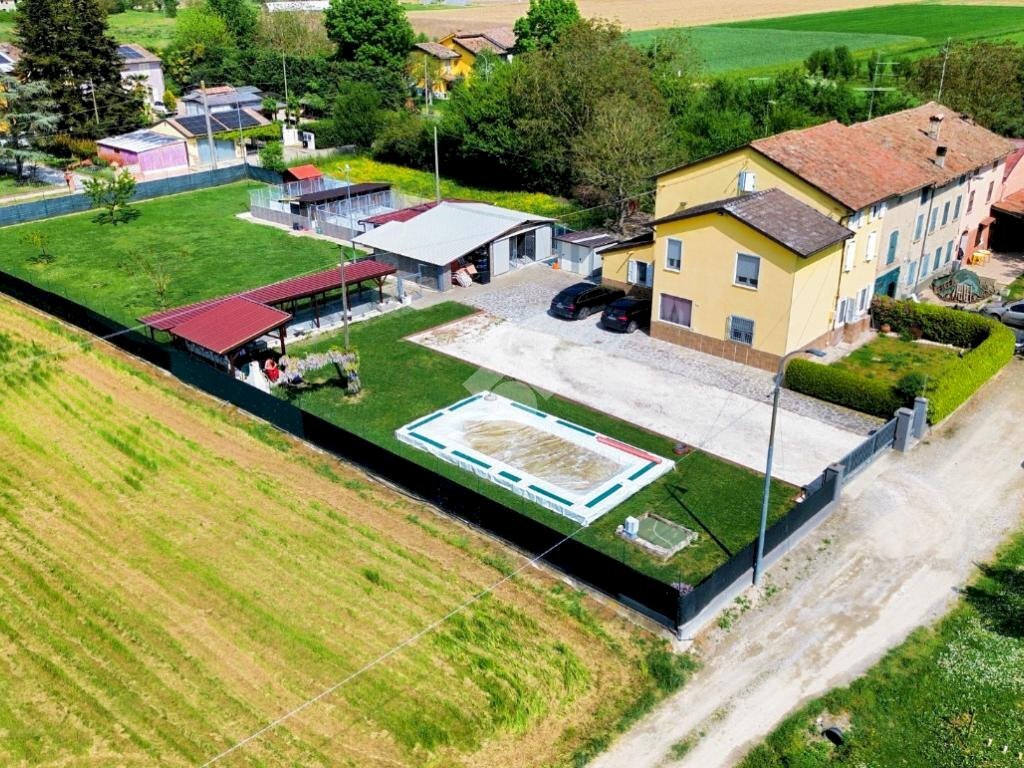 Casa semi indipendente Viottolo S. Francesco, Brescello - foto 2