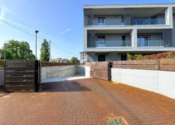 Trilocale Via Luigi Einaudi, Noceto - foto 32