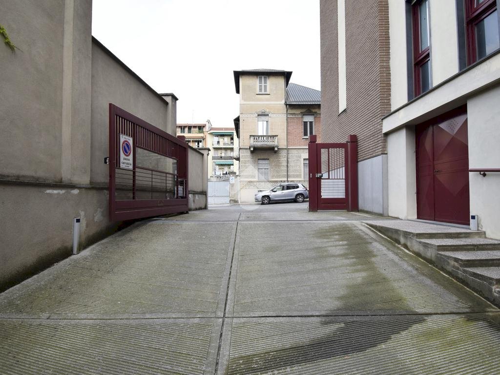 Box Via Aporti, Torino (zona Borgo Po) - foto 2