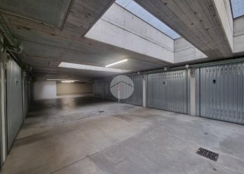 Box Via Diego Guicciardi, Milano (zona Maciachini) - foto 8