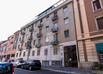 One-room apartment Via Sebastiano del Piombo, Milano - photo 1