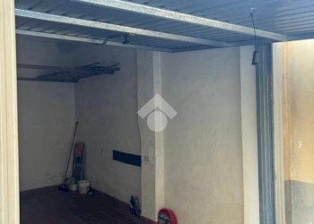 Box Via Borgomanero, Torino (zona Parella) - foto 7