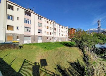 Trilocale Via Caduti del Lavoro, Aosta - foto 47